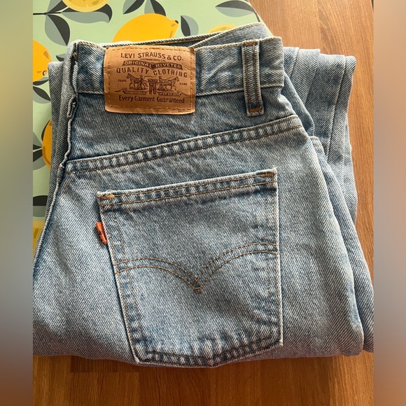 Levi’s womens jeans size 28 - Picture 2 of 5